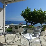 Rene Hotel 2*