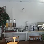 Rene Hotel