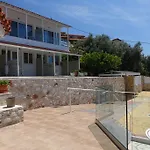 Hotel Rene 2*