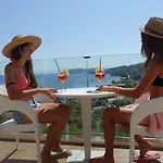 Rene Hotel