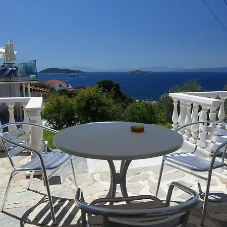 Ξενοδοχείο Rene Σκιάθος Πόλη