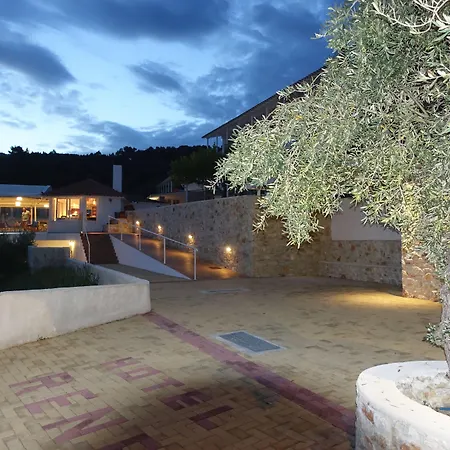 Ξενοδοχείο Rene