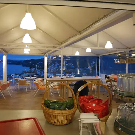 Ξενοδοχείο Rene