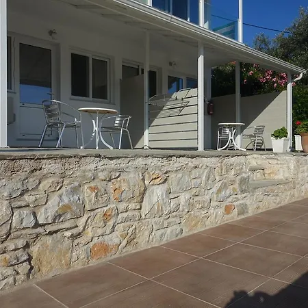 Ξενοδοχείο Rene