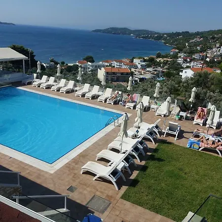 Ξενοδοχείο Rene 2*