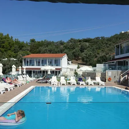 Ξενοδοχείο Rene 2*