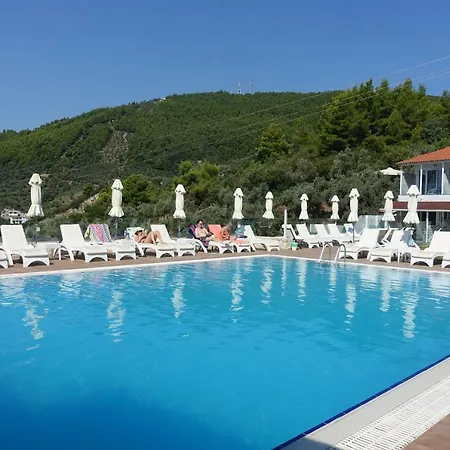 Rene Σκιάθος Πόλη